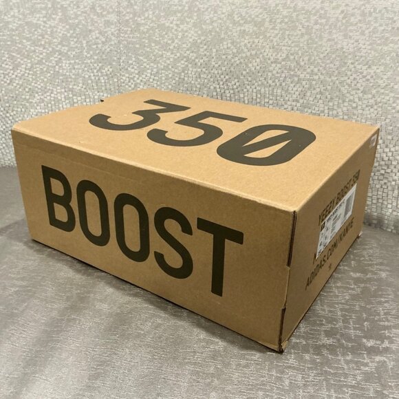 Yeezy Boost 350 V2 Shoe Box, Empty - Picture 2 of 4
